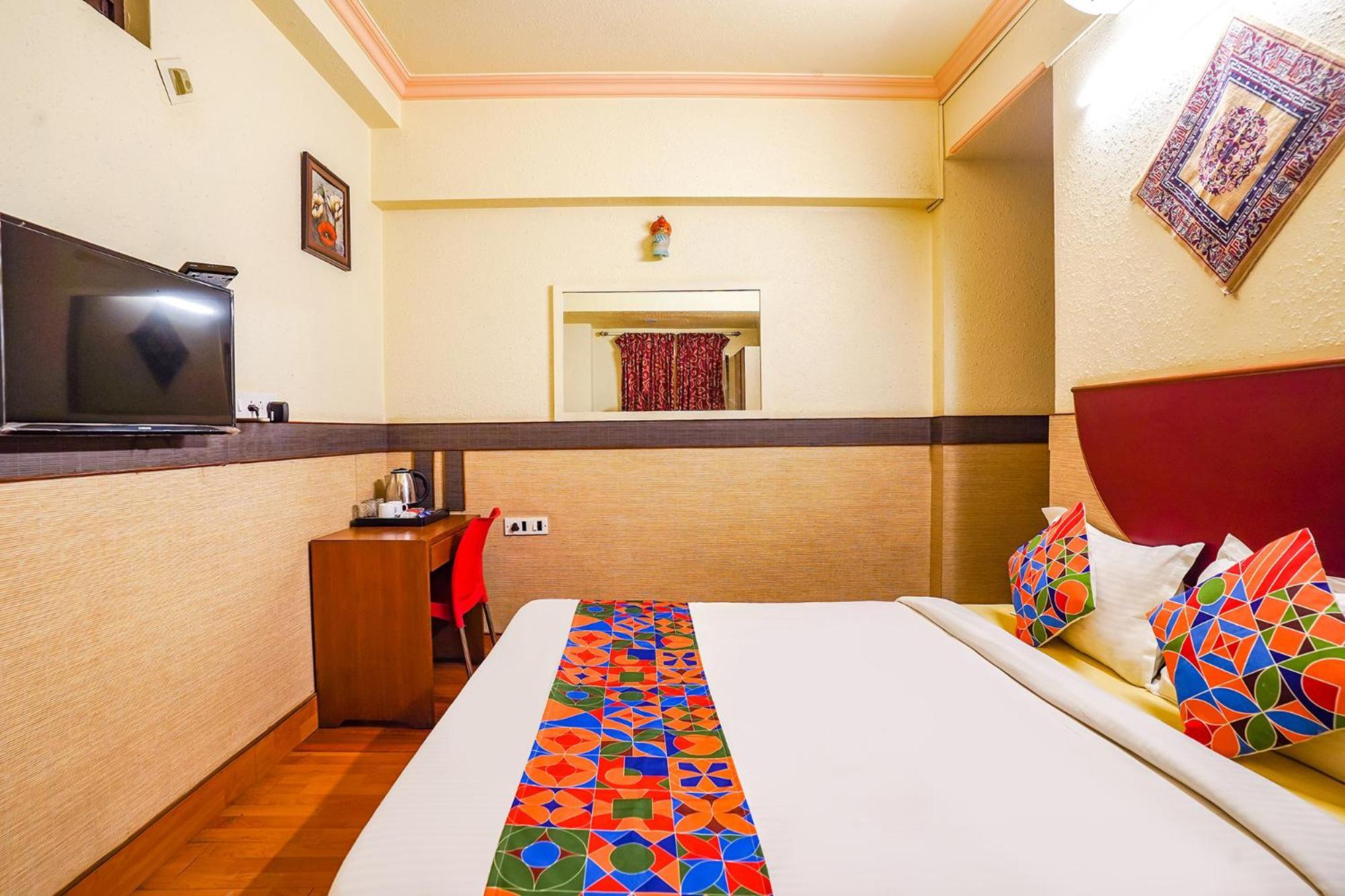 Hotel Lalbagh Gardenia Bangalore Exteriör bild