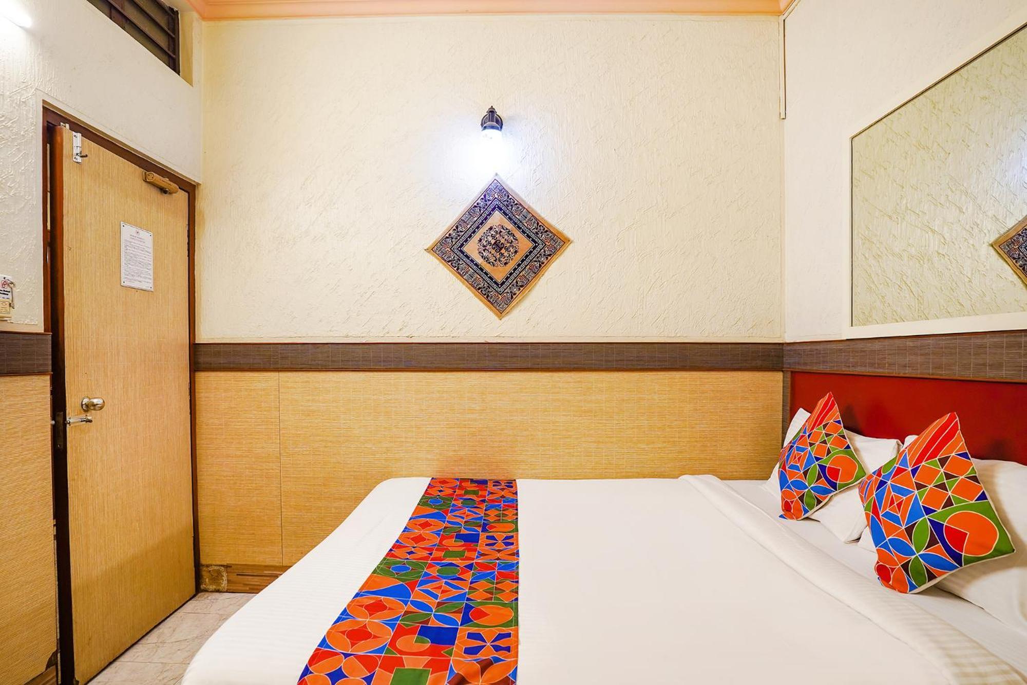 Hotel Lalbagh Gardenia Bangalore Exteriör bild